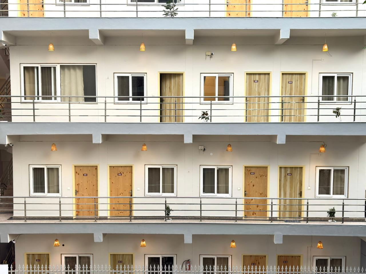 accommendation of yoga divineyogpeeth