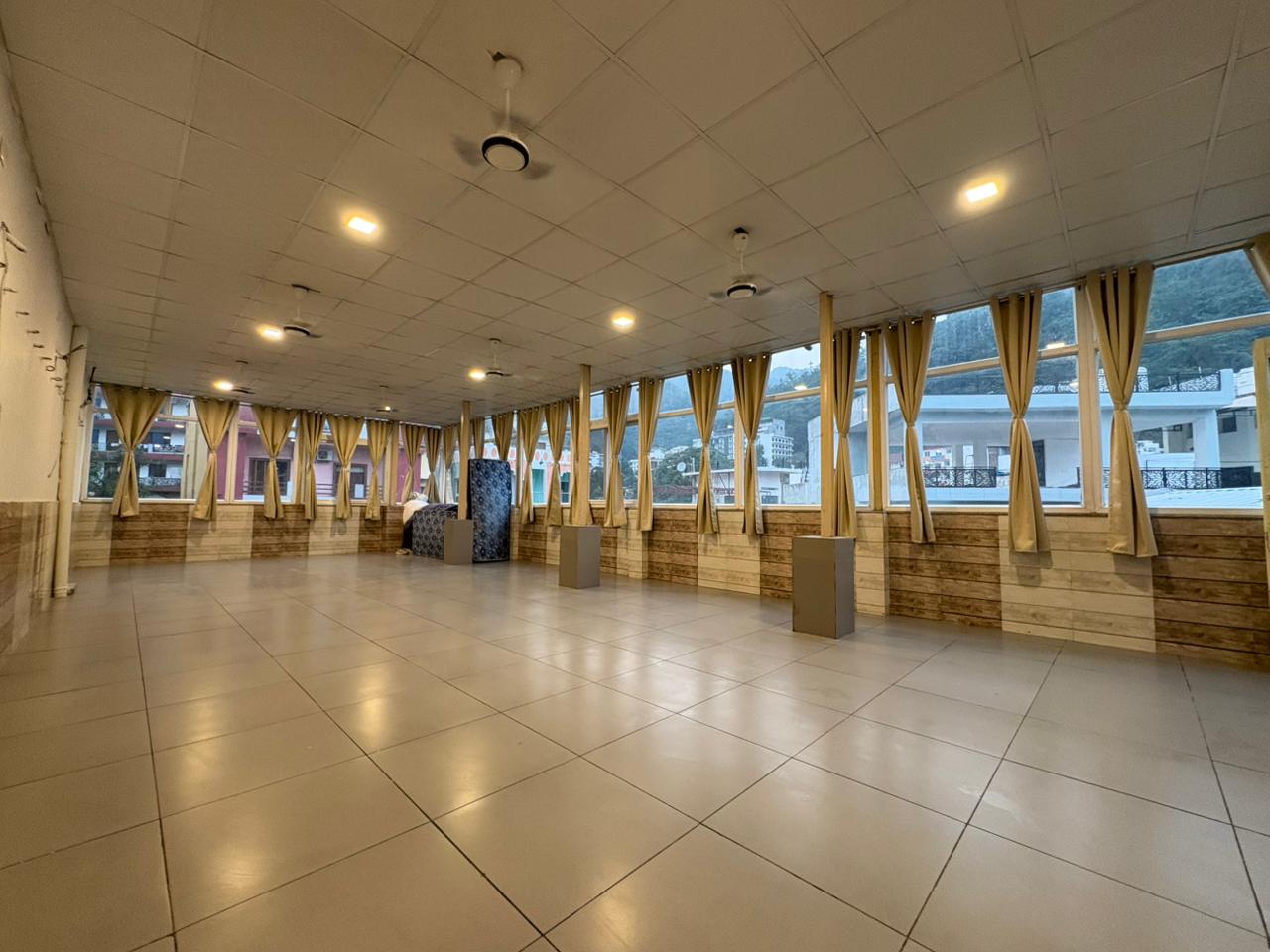 accommendation of yoga divineyogpeeth