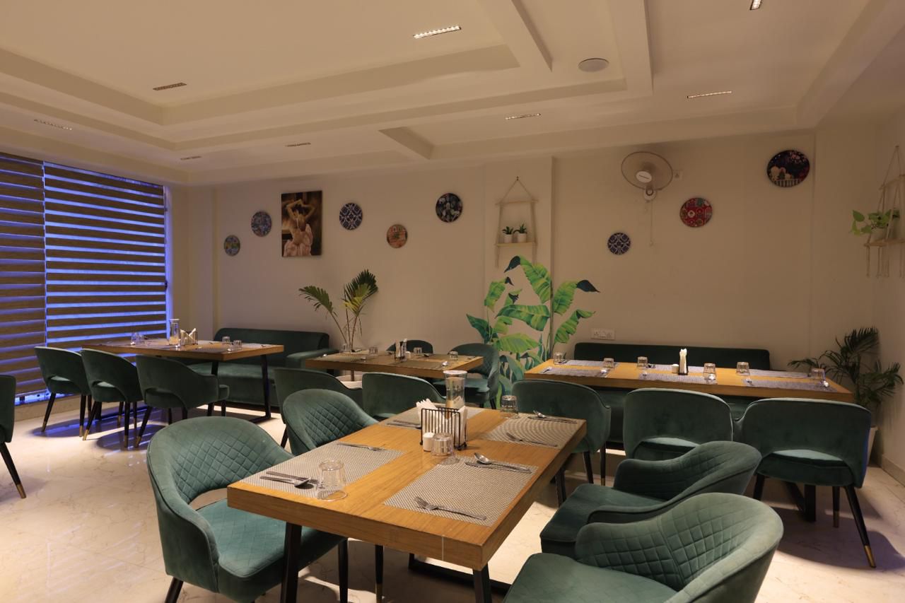 divineyogpeethgallery