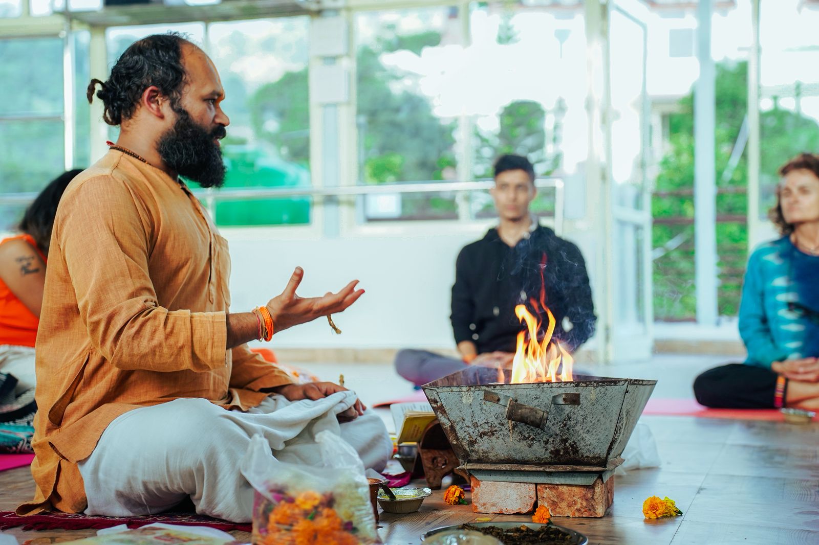 divineyogpeethgallery